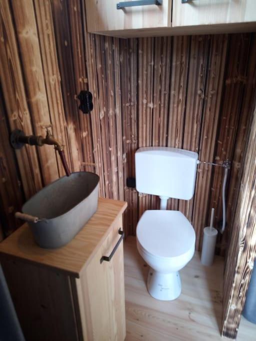 Tiny House Calido Villa Apelern ภายนอก รูปภาพ
